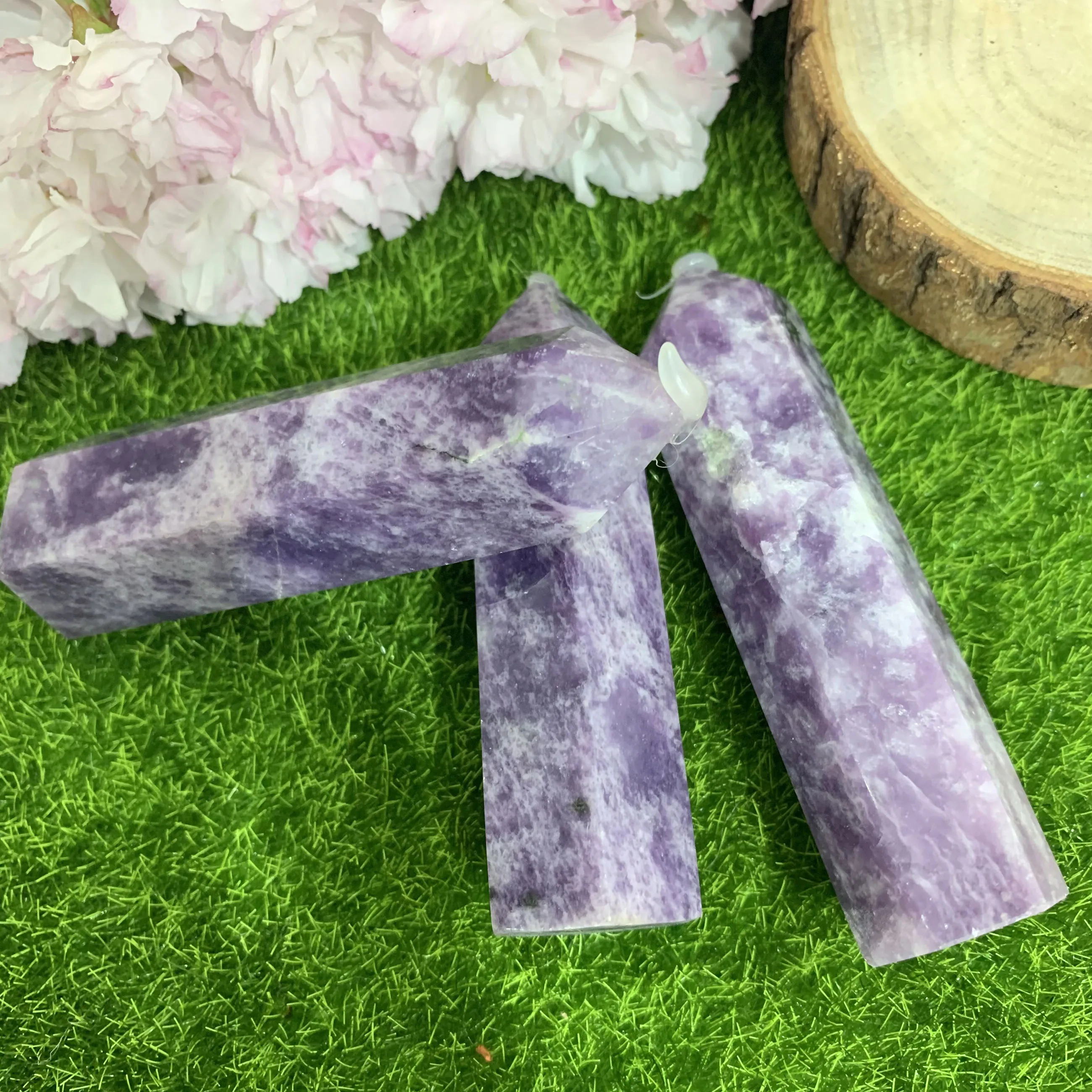 

Hot Sell Natural Lilac Crystal Stone Point Healing Crystal Lepedolite Stone Tower Reiki Energy For Home Decor