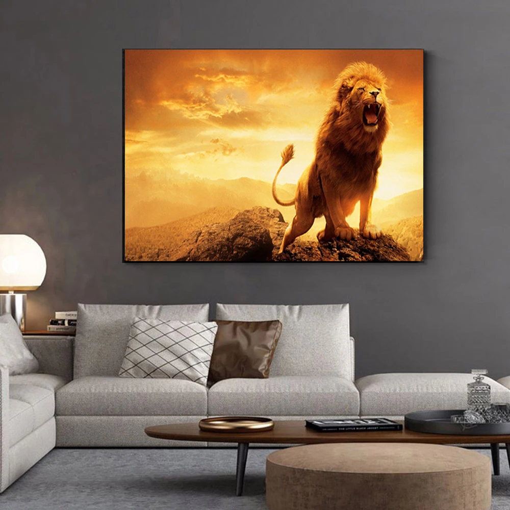 Абстрактные картины на холсте с изображением золотого льва верхушке горы