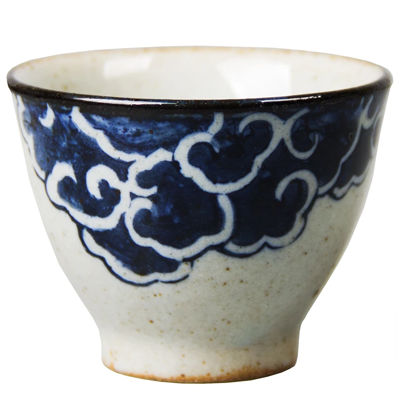 

pottery tea cup hand painted antique ceramic tea cup Jingdezhen blue and white smell cup Kung Fu tea set personal cup