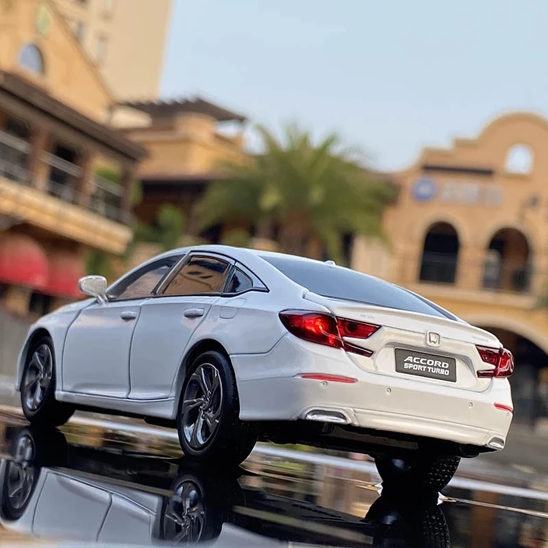 Модель игрушечного автомобиля Hondas Accord SUV из сплава в масштабе 1:32 модель со звуком