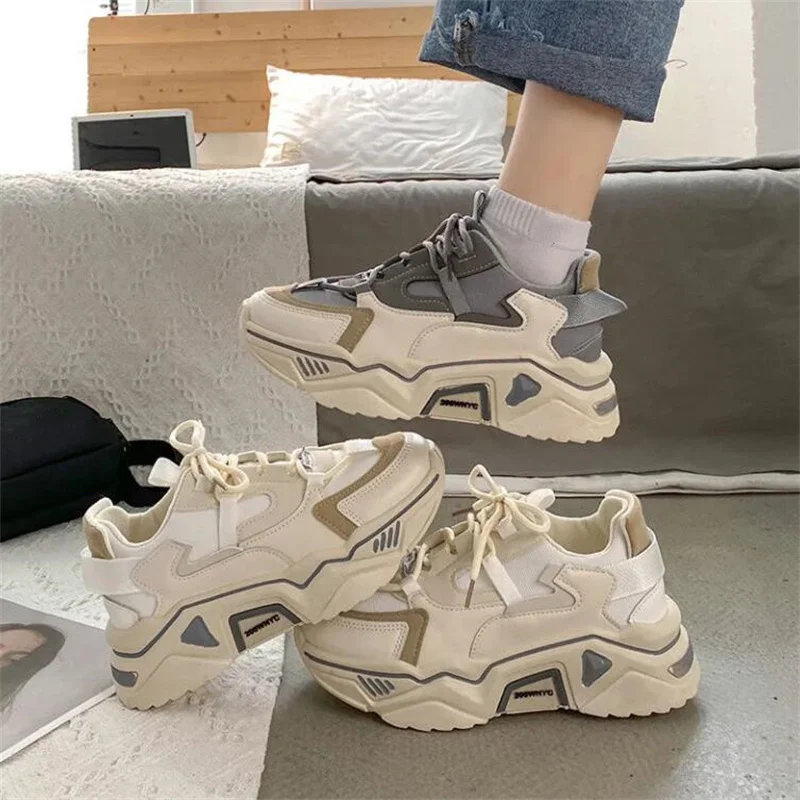 Кроссовки женские на платформе Вулканизированная подошва кроссовки в Корейском