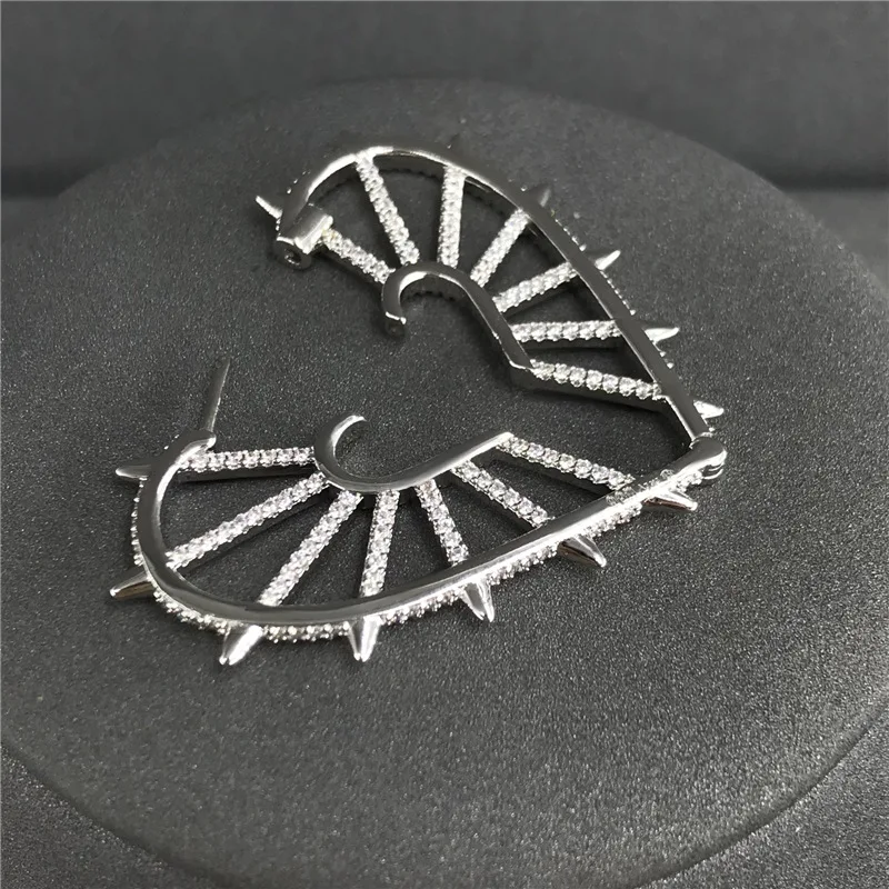 

s925 sterling silver January new heart-shaped earrings female fashion classic baroque style personalized heart-shaped earrings