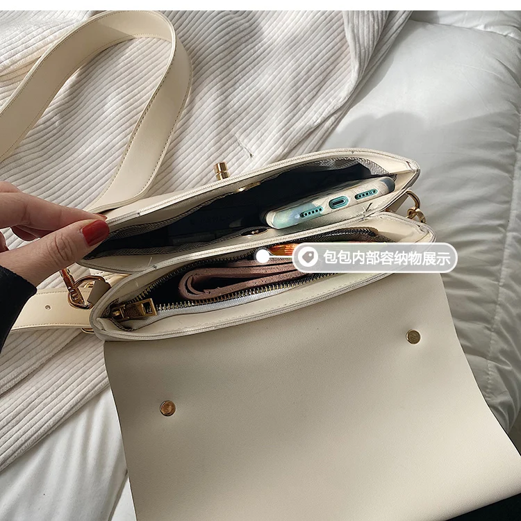 

Niche Design High-end Style Handbags 2021 Popular New Fashion Ins Messenger Bag Hot-selling Square Bag Shoulder Bag Width: 23cm