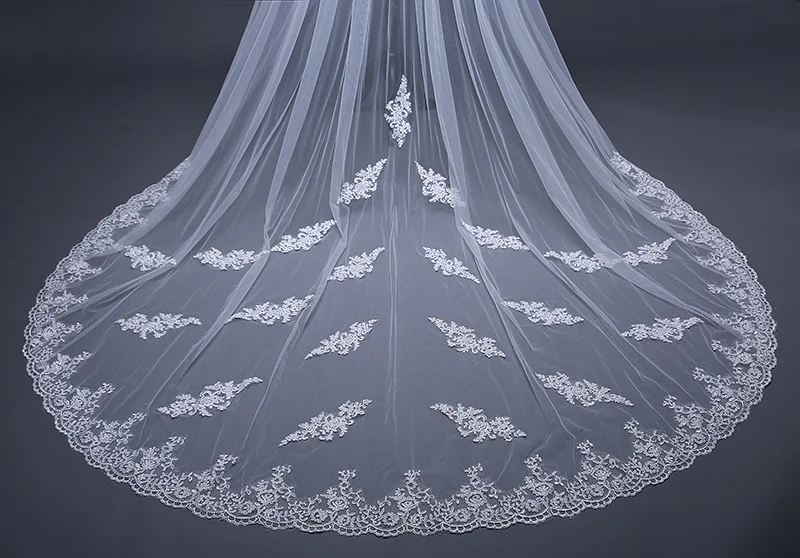 

Bride Wedding Veil White Cathedral Wedding Veils Long Lace Edge Bridal Veil With Comb Wedding Accessories TS059