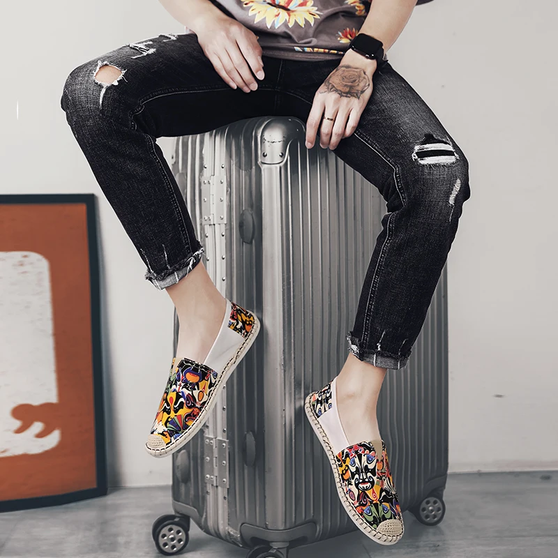 

Mens Flat Shoes Fishmen Espadrilles Ethnic Shoes Loafers Slip-on fashion Printed Cloth Shoes