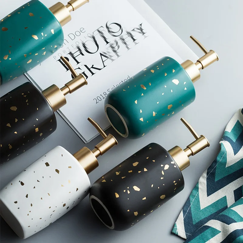 Диспенсер для жидкого мыла с узором из неравномерных фрагментов 380 мл диспенсер