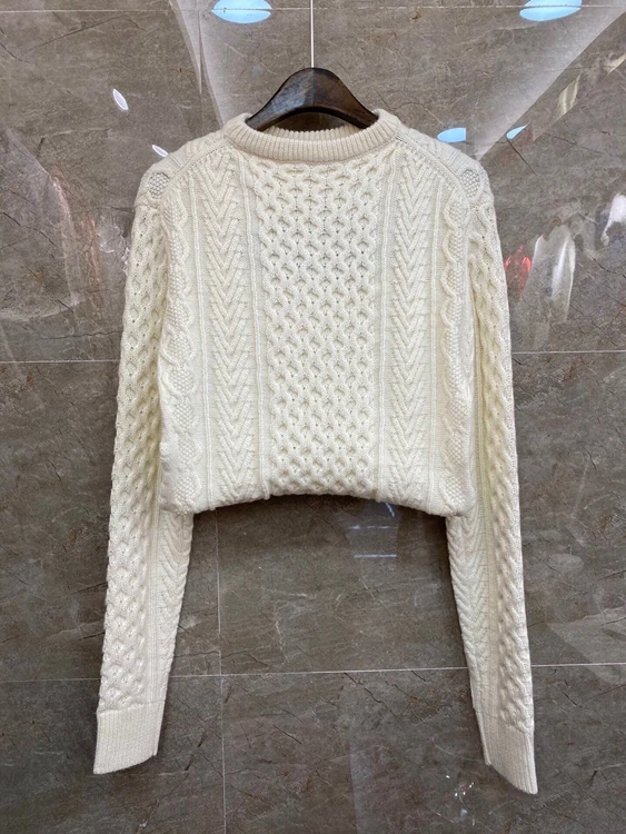 

2020 autumn and winter new women's round neck irregular folding woven decorative long-sleeved all-match sweater 1102