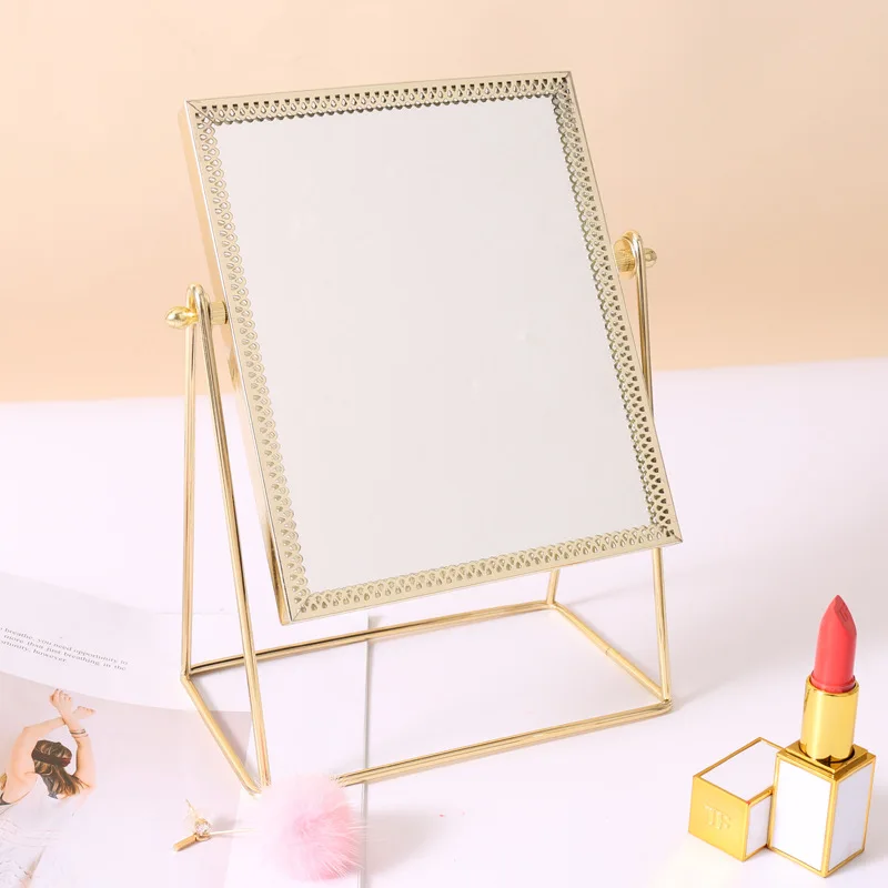 Металлическое зеркало для нанесения макияжа настольное принцессы в