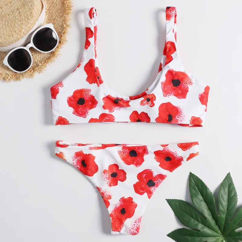 2020 new European and American printed split bikini swimsuit sexy knotted triangle double fabric women's swimsuit