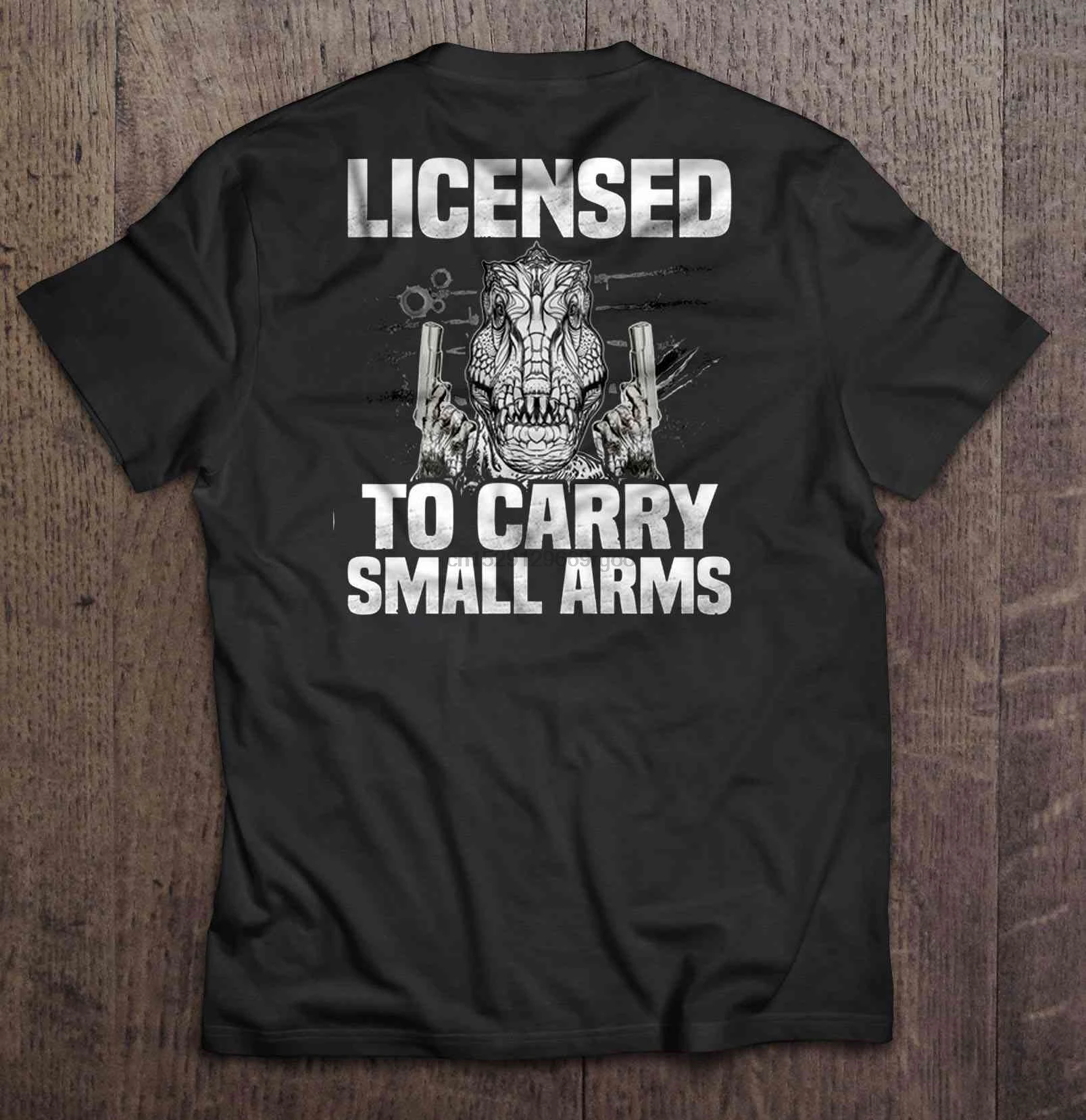 Мужская футболка Лицензированная для переноски стрелкового оружия динозавр с
