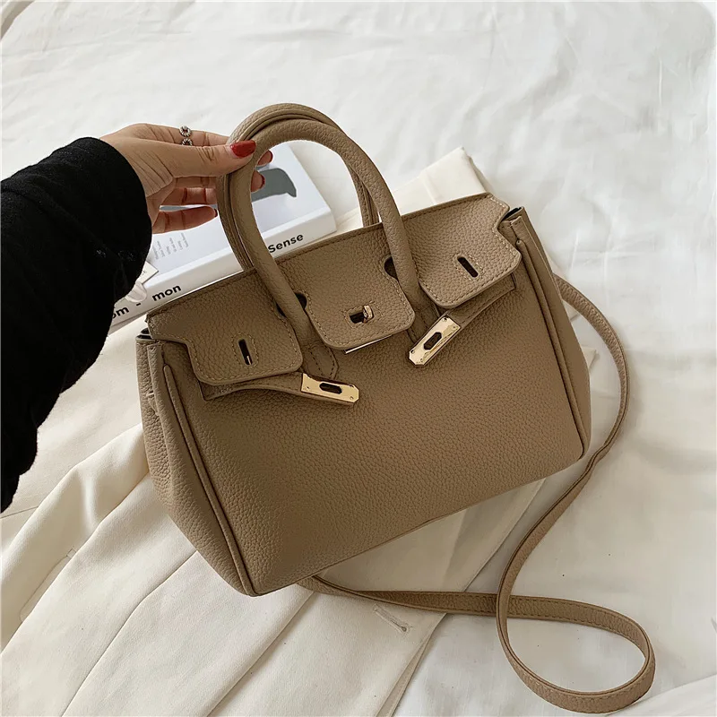 

High-quality summer 2021 wild fashion casual new large-capacity simple solid color single-shoulder messenger female bag