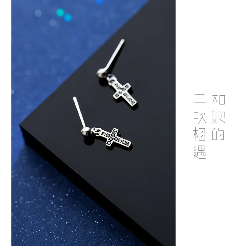 Женские сережки-гвоздики Trustdavis из 100% серебра 925 пробы с черным фианитом