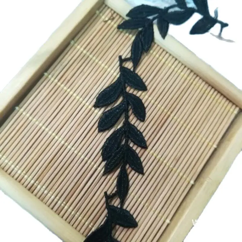 1 ярдов вышитая кружевная Цветочная лента с аппликацией в виде листьев ткань из