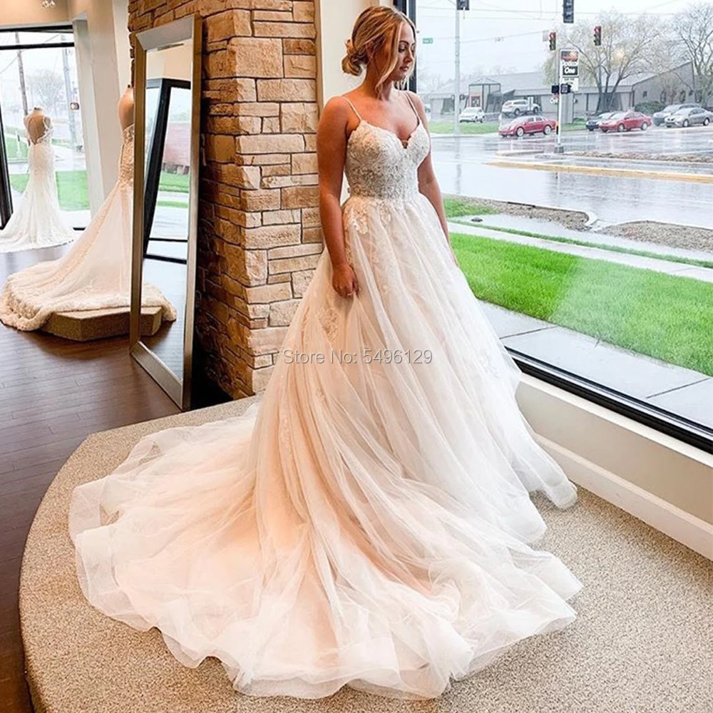 

Elegant Spaghetti Straps A-line Wedding Dresses Formal Sleeveless Backless Bridal Gowns for Weddings Lace Tulle Chapel Train