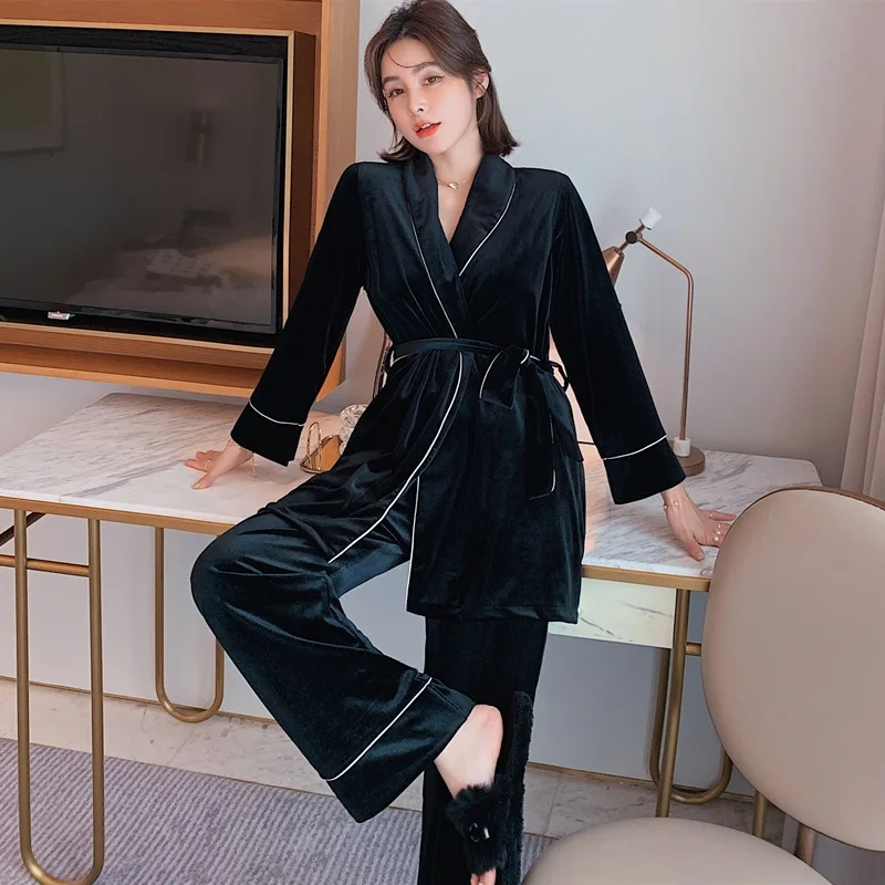 

2020 nightgown for women New style luxurious and gold velvet pajamas set in autumn and winter sleepwear robe home clothing woman