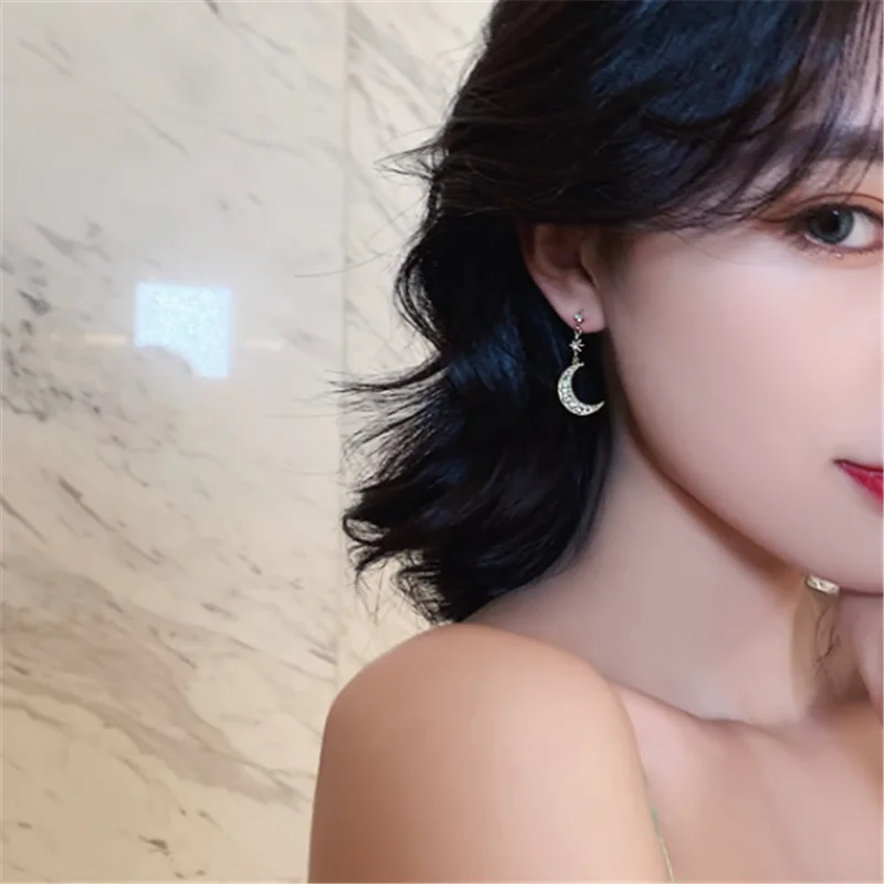 

Fashion Starry Sky Crescent Earrings Shiny Earrings Women's Holiday Gifts Jewelry Wholesale