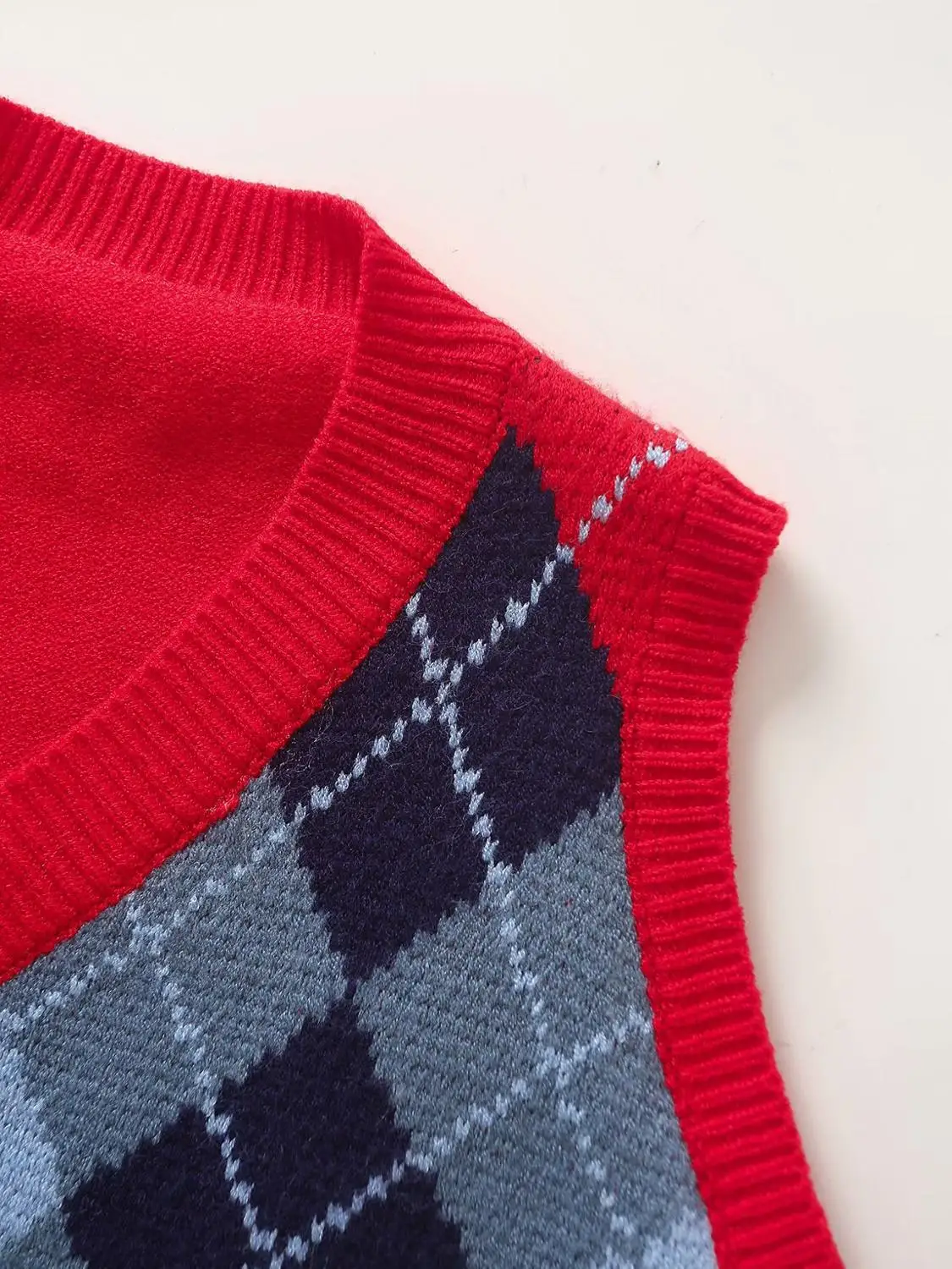 Bazaleas серый клетчатый вязаный Топ без рукавов Красный лоскутный свитер жилет