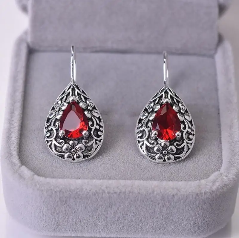 

Classic red pendant zircon earrings fashion charm ladies earrings banquet party jewelry gifts