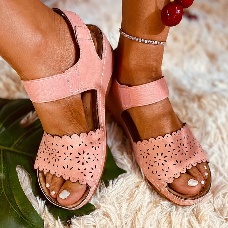 

Summer Women Retro Sandals Flower Ladies PU Leather Slip On Sewing Casual Woman Wedge Shoes Female Comfot Beach Sandal 2020