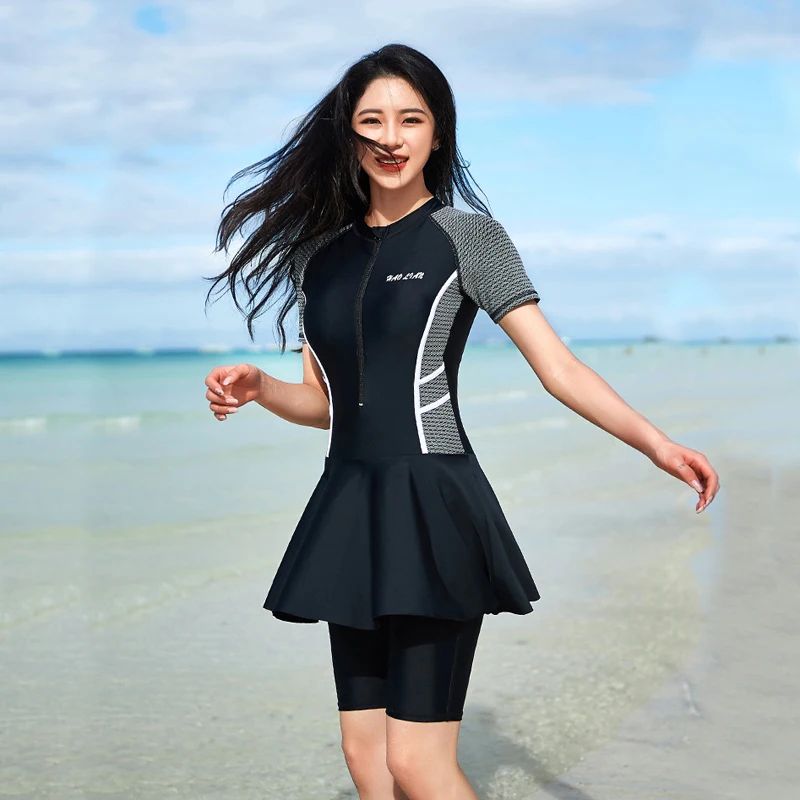 Женский слитный купальник с коротким рукавом батальных размеров - купить по