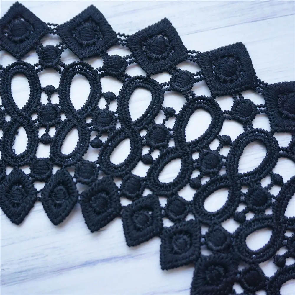 Черная ткань с круглым вырезом воротник вышитая аппликация для платья полые