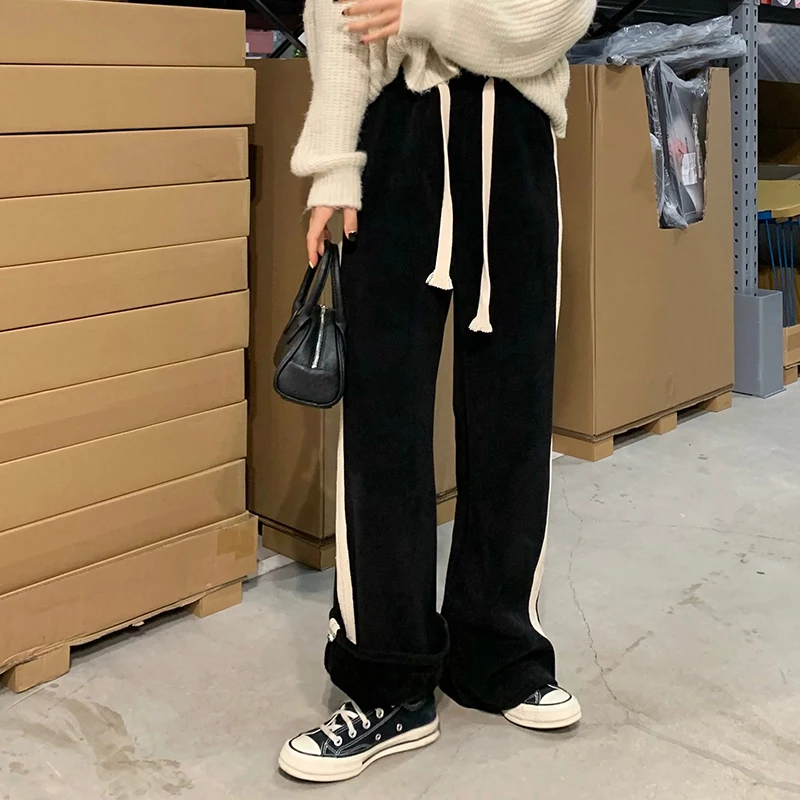 

2021 autumn and winter women's Plush warm vertical tie leg casual pants High Waist Wide Leg Pants show thin sportswear trend