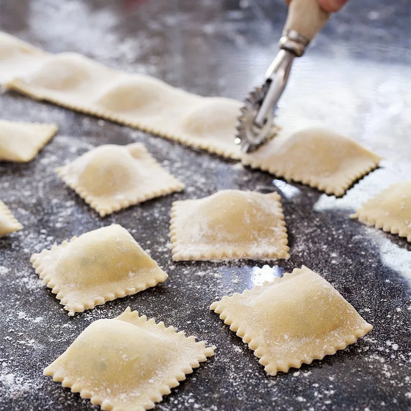 

Pastry Press Mold Cookie cutter ravioli pasta tools Cokies Mold Ravioli Maker Cutters Square Round Pizza Cutting Wheel Tools