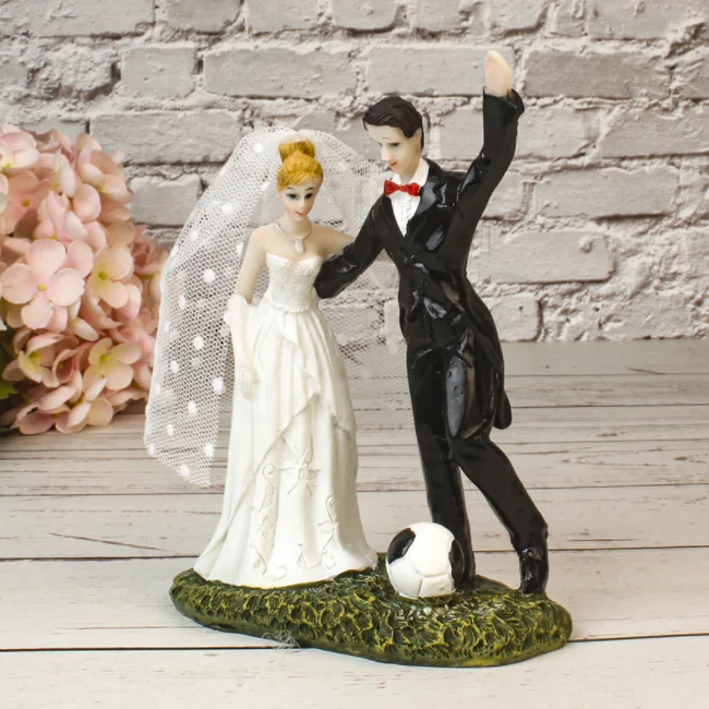 

free shipping "Play Basketball ' Bride and Groom Wedding Cake Topper Couple Figurines for wedding cake decorations