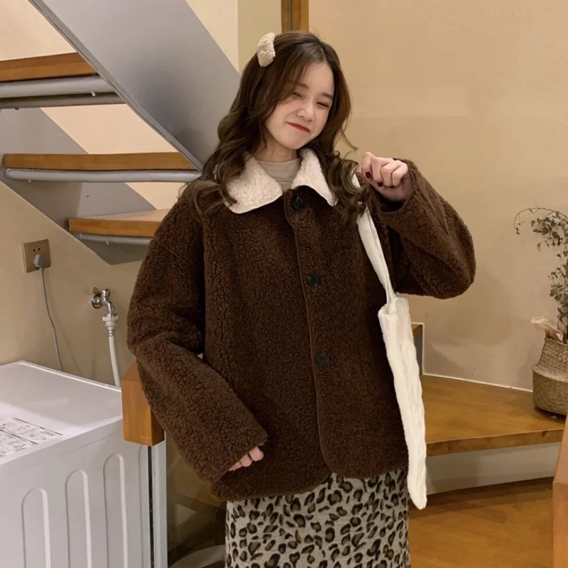 

Женское плотное пальто с воротником-стойкой, на осень и зиму