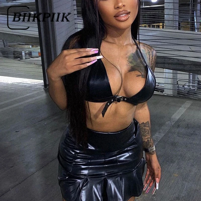 

BIIKPIIK Однотонный черный из искусственной кожи женский бюстгальтер топ + плиссированное платье мини 2 предмета в стиле панк женский сексуальн...
