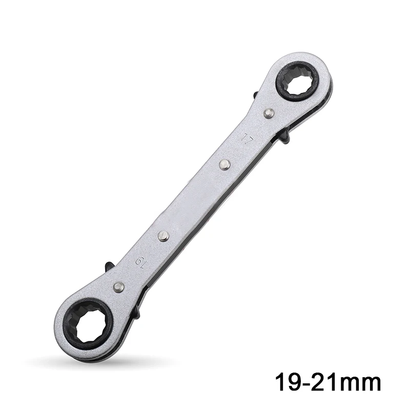 Реверсивный гаечный ключ с храповым механизмом и двойной головкой из