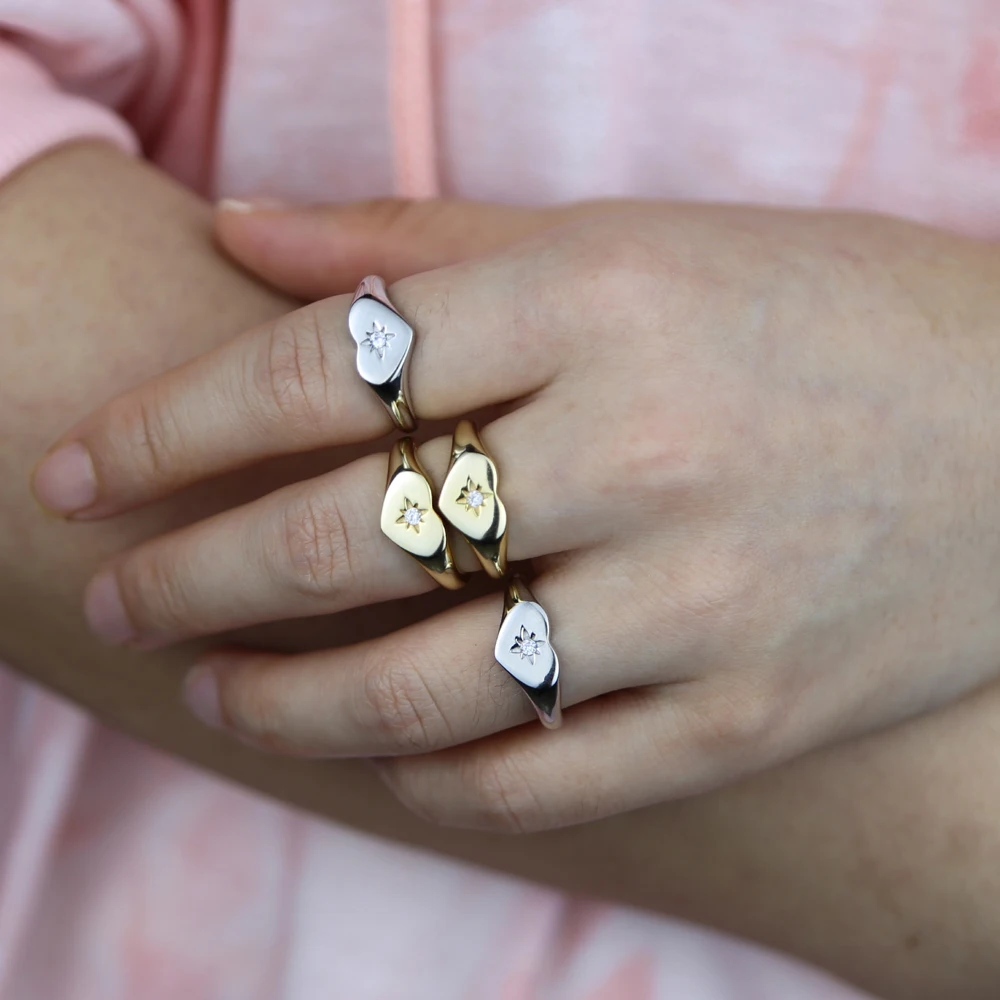 Кольцо-печатка женское из серебра 925 пробы в форме сердца | Украшения и аксессуары