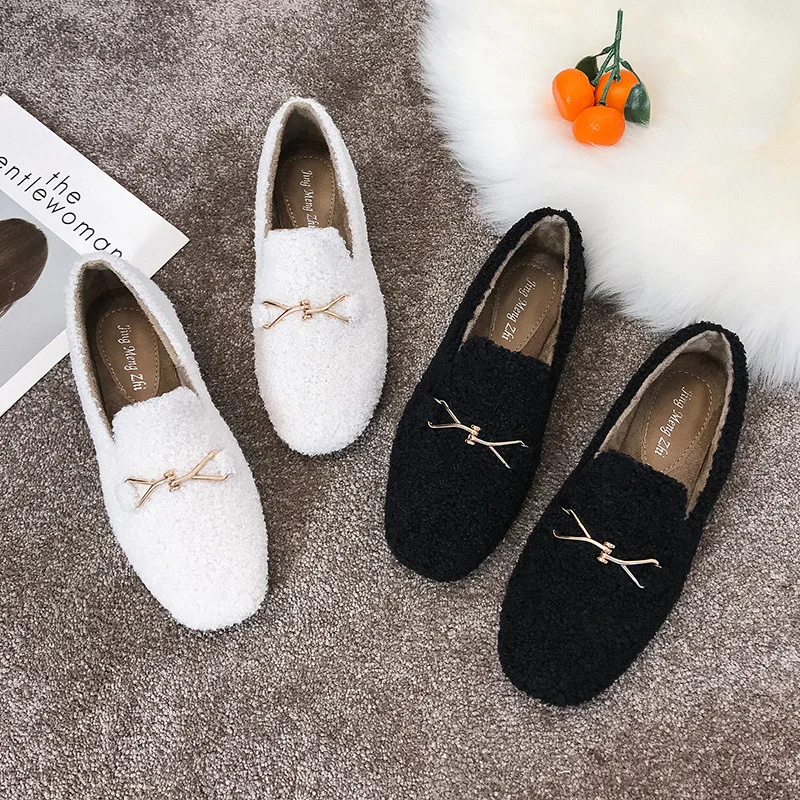 

Autumn winter Women new Metal decoration Female Footwear Ladies Shallow Mouth Single Shoes With Peas Shoes zapatos U16-50