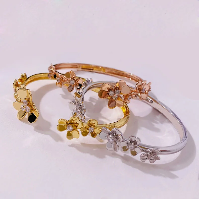 

Cute Style Fashion Cuff Bangle 3 Gold Plated Exquisite CZ Clover Flower Bracelet Bracelets for Women