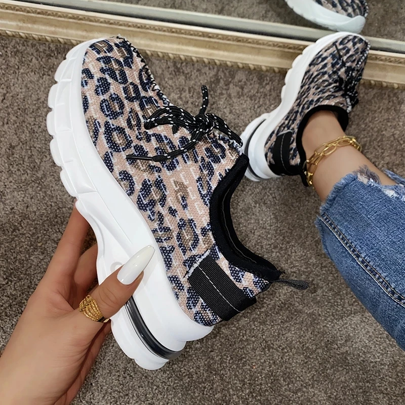 

Sneakers Women Shoes 2021 Leopard Sports Shoes Outdoor Casual Ladies Flat Sneakers Lace Up Walking Running Vulcanize Shoes