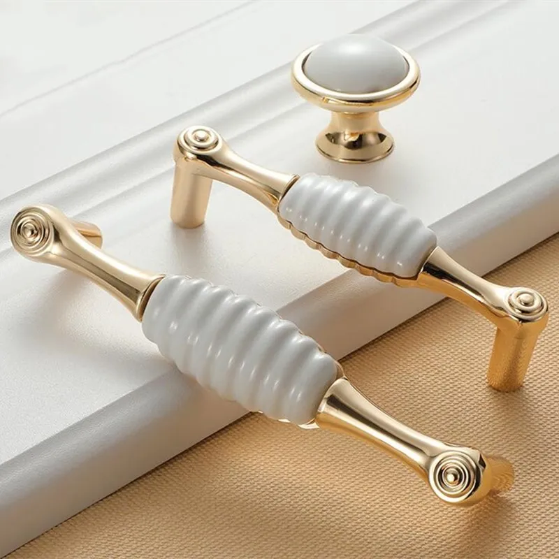 KKFING Европейская белая керамическая золотая ручка шкафа ручки и кухонный шкаф