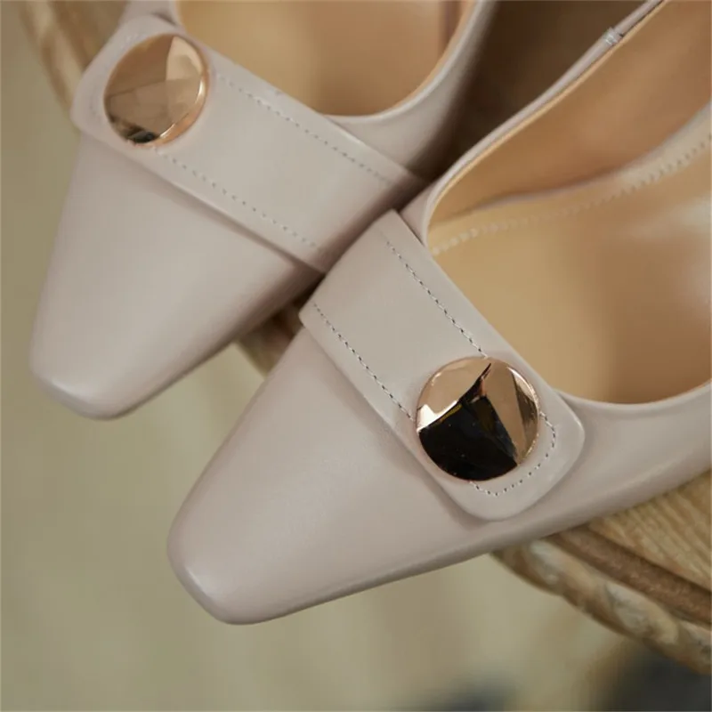 Модные туфли FanyuanFashion для женщин из натуральной кожи с металлическим украшением