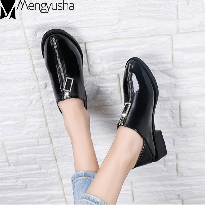 Обувь из мягкой кожи в стиле ретро брендовые черные туфли на плоской подошве с