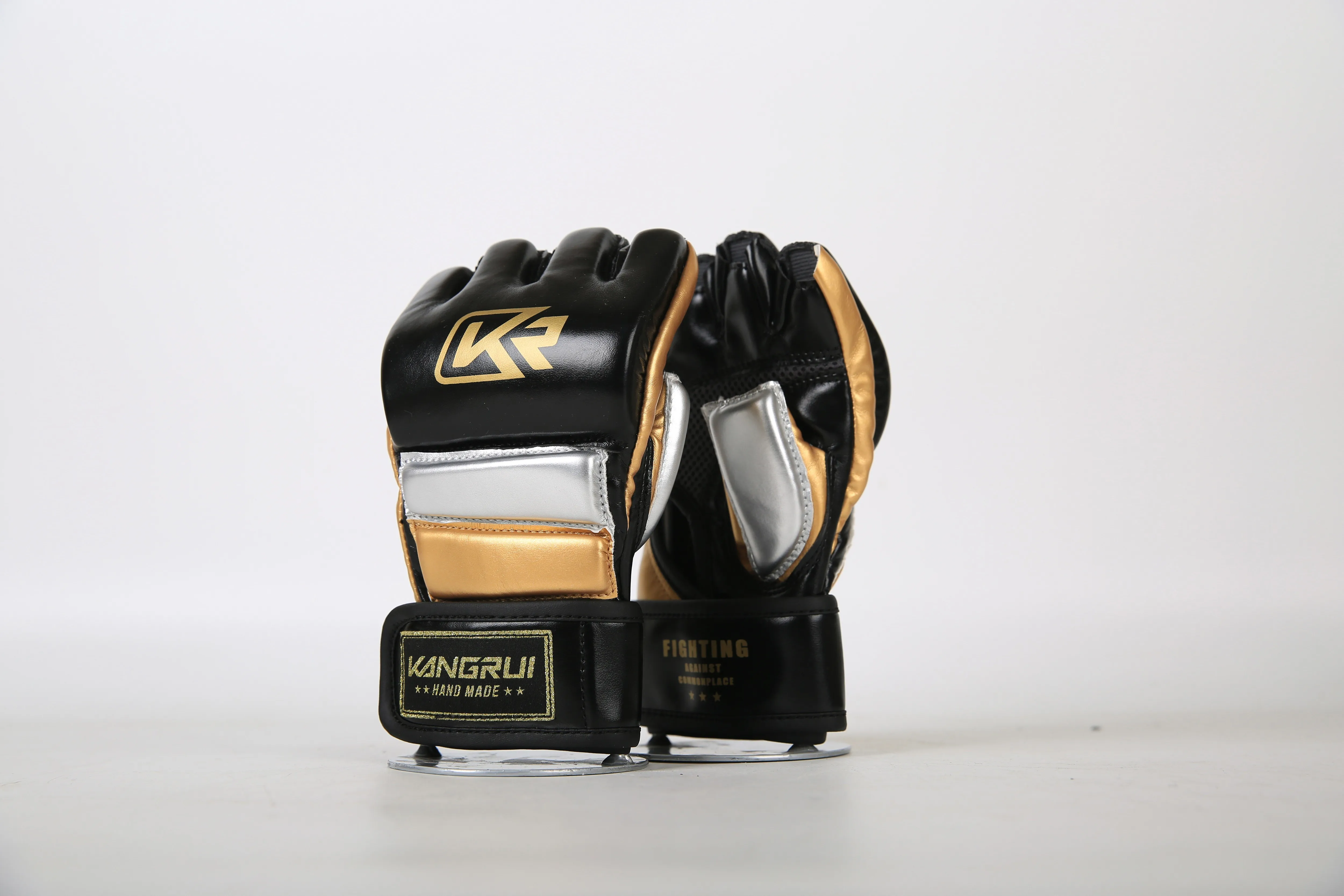 Боксерские перчатки для ММА мужчин и женщин мужские кожаные без пальцев