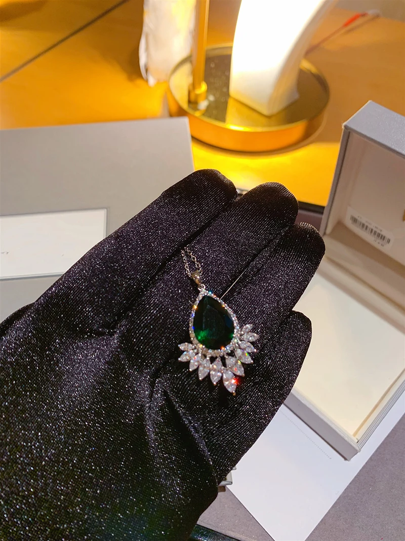 

Emerald Necklace 210324-83