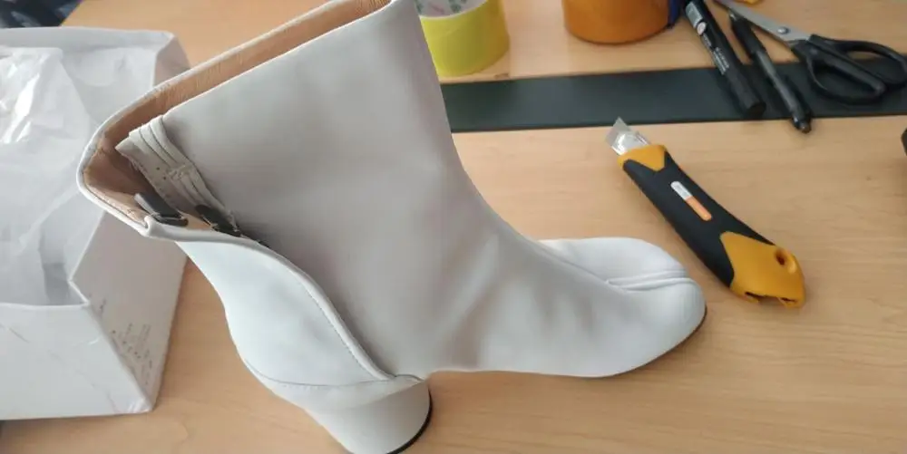 White Leather Новинка; женские ботильоны с разрезом; модные короткие ботинки для подиума на не сужающемся книзу массивном каблуке; Цвет Серебристый; Botas Mujer - Цвет: White Leather
