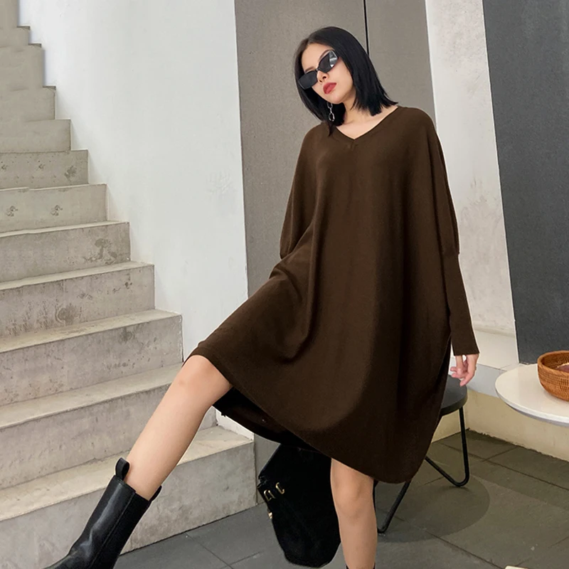 

2020 Winter Women Knitting Dress New V-neck Long Batwing Sleeve Loose Fit Fashion Tide Big Size Women's Dress