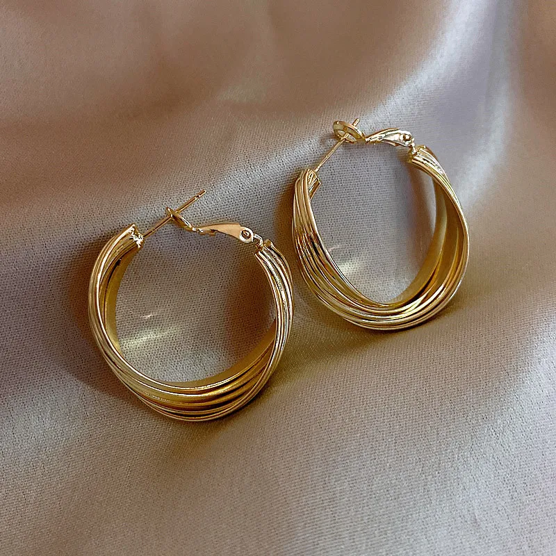 

Circle Round Earring Geometric Metal Hoop Earrings Interweave Twist Earrings For Women Girls Accessories Party Retro Jewelry