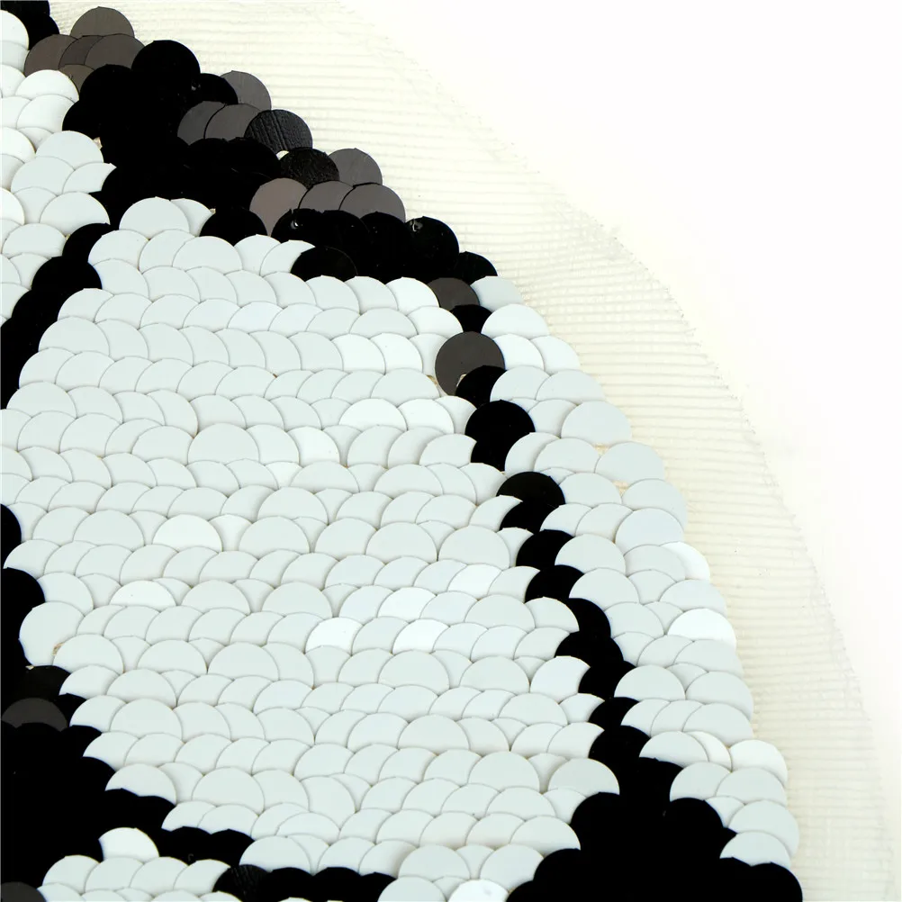 

1Pcs Change Color Sequins Sew On Patches Football Reversible Sequins Patch DIY Applique Crafts 19*19cm