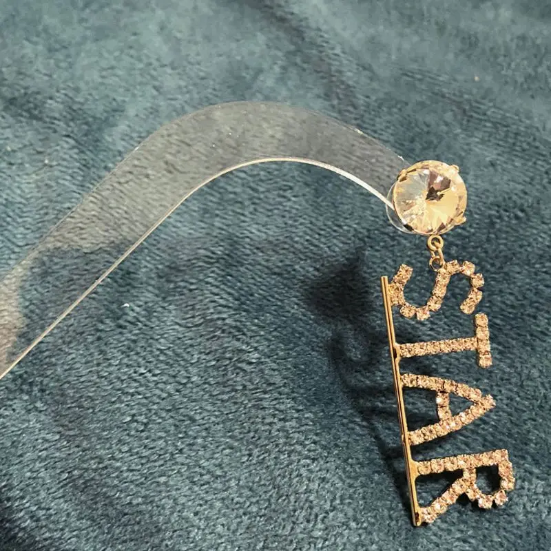 10 акриловых сережек подходящих под телефон эффект стика быстрая примерка