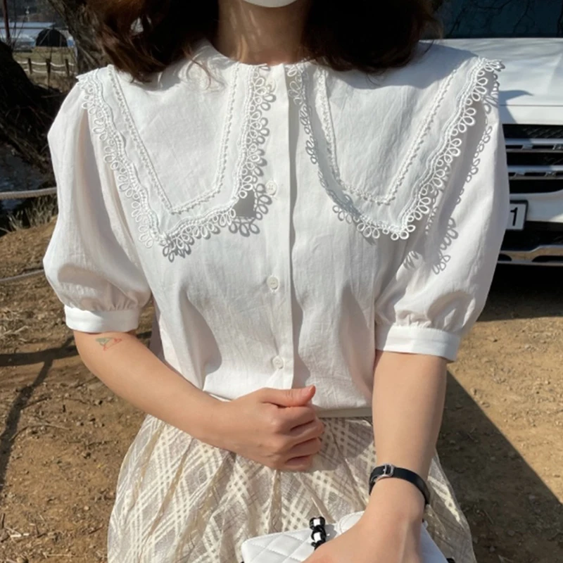 

ZAWAHIKI Spring 2021 Korean Blouses Vintage Turn Down Collar Hollow Out Jacquard Patchwork Tops Short Puff Sleeve Women's Shirt