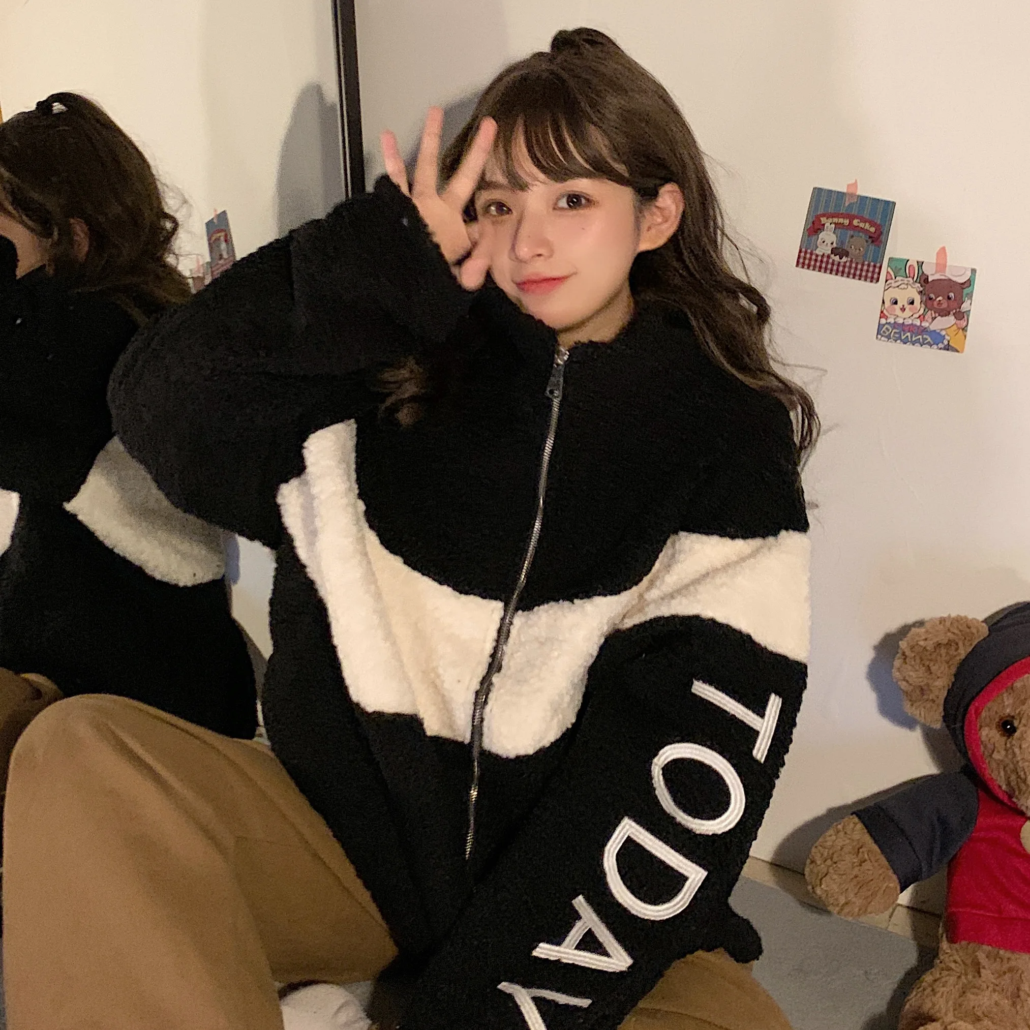 Короткие стильные женские парки из овечьей шерсти дизайнерские утепленные