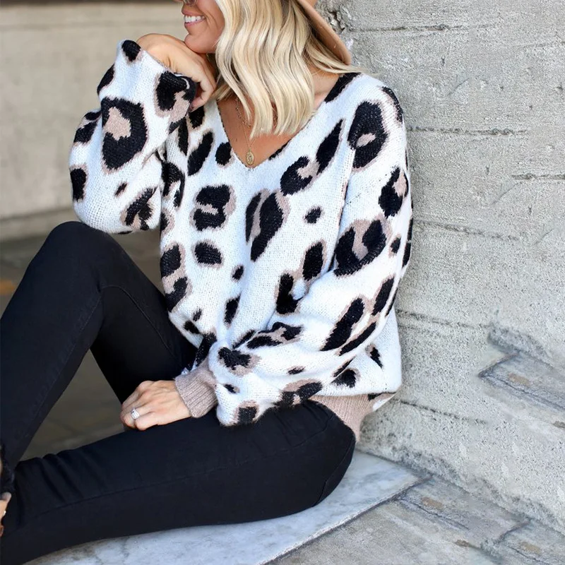 

New Autumn Winter Fashion Leopard Pullovers Women Sexy V-neck Shirt Casual Printed Tops Ladies Warm Spot Sweater Streetwear