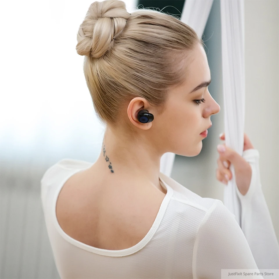 Беспроводные стереонаушники JBL T120TWS Bluetooth наушники с микрофоном и зарядным чехлом
