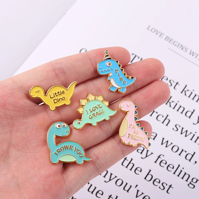 

Dinosaur Enamel Pin Cartoon Stegosaurus Pterosauria Animal Brooches Backpacks Metal Badge Jewelry Gift for Friends Wholesale